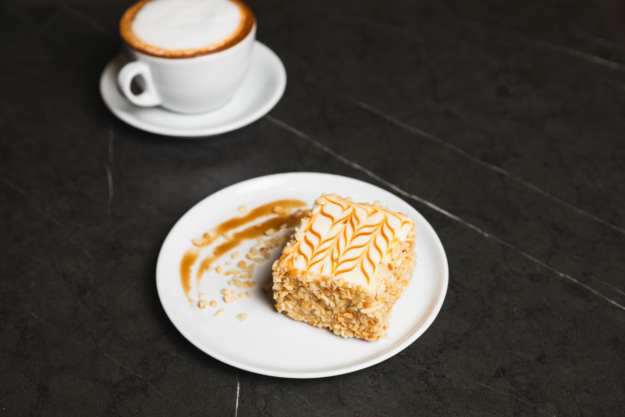 Luzi Coffee & Dessert