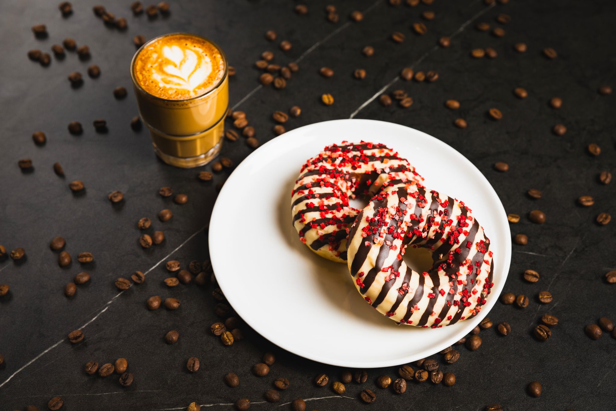 Luzi Coffee & Dessert